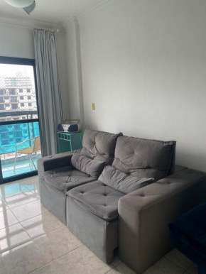 Apartamento,2 dormitórios , em frente à praia